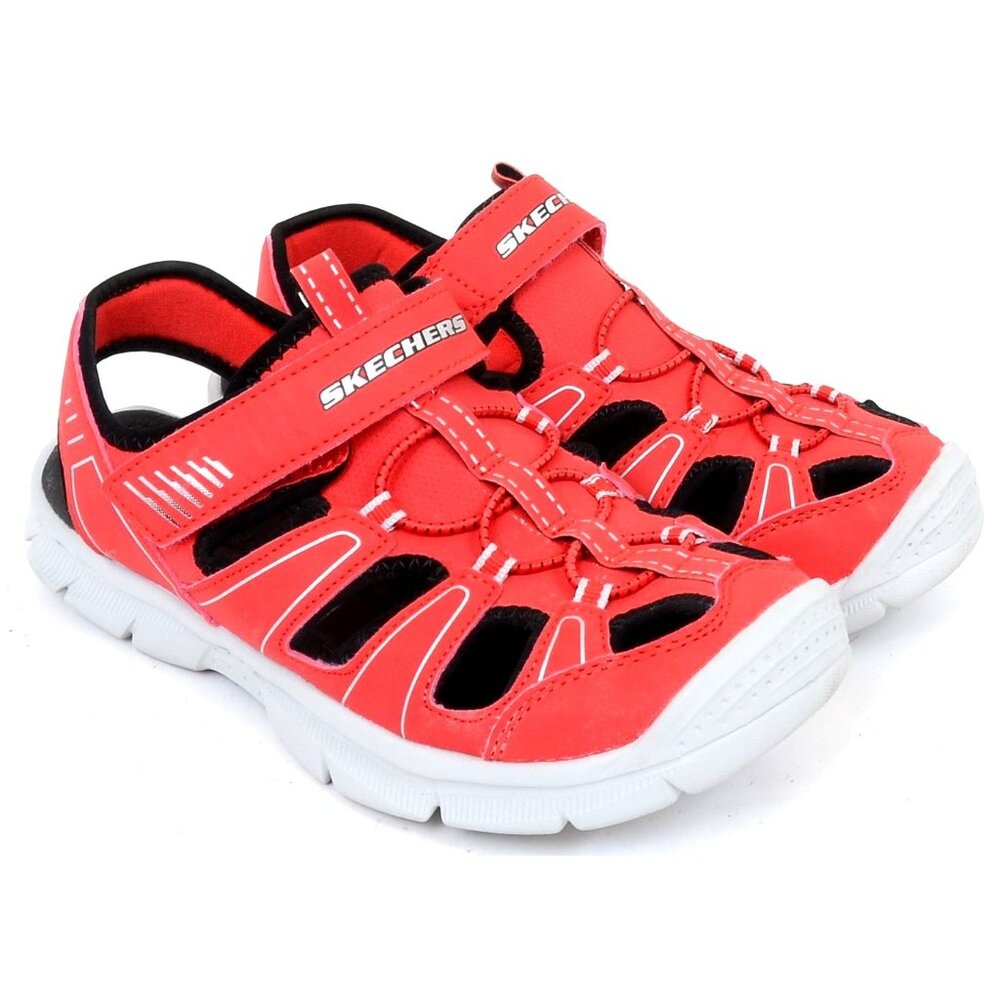 Skechersβ Boy's Size 5 (Big Kid) Relix-Valder 406520L/RDBK Sneaker Sandals Red